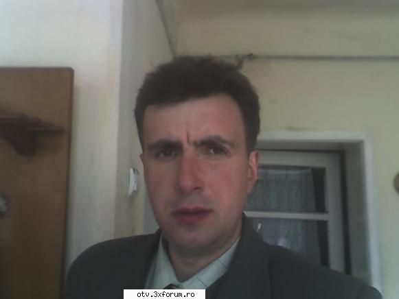 sint un barbat de 36 ani din caras severin locuiesc la tara in satul glimboca si imi caut jumatatea